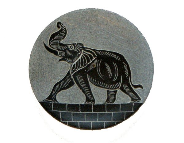 Podstawka pod kadzidełko ze słoniem
