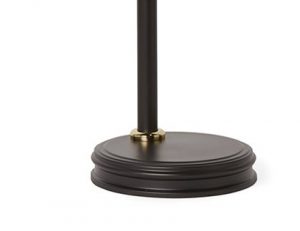 lampa stojąca z metalu w kolorze złoto czarnym